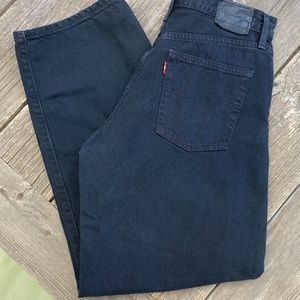 CLOSET CLEAR OUT!  MAKE OFFER! LEVI Black Denim Jeans Loose fit (Sz 28) w/Zipper